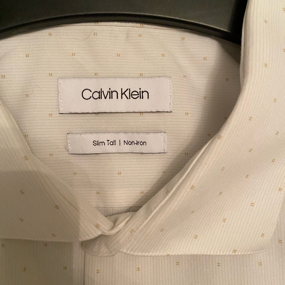 Calvin Klein non iron